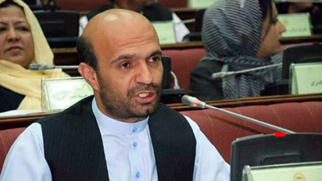 ظاهر قدیر: دستور تیراندازی به هلی‌کوپترهای ناشناس در ننگرهار را داده‌ام